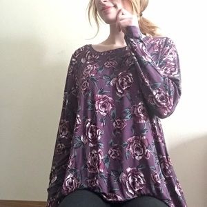 LOGO by Lori Goldstein floral flowy top